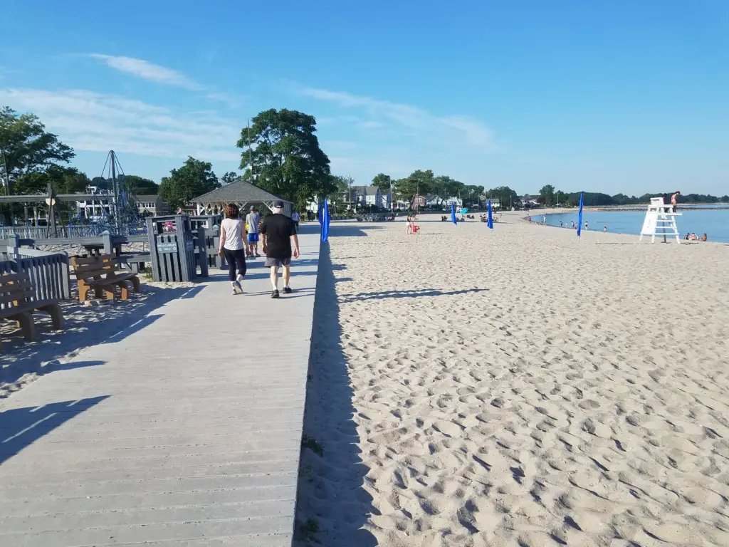 Best Beaches in Connecticut - Compo Beach 