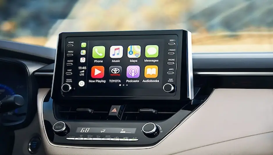 Benefits of Apple CarPlay in Toyota Vehicles